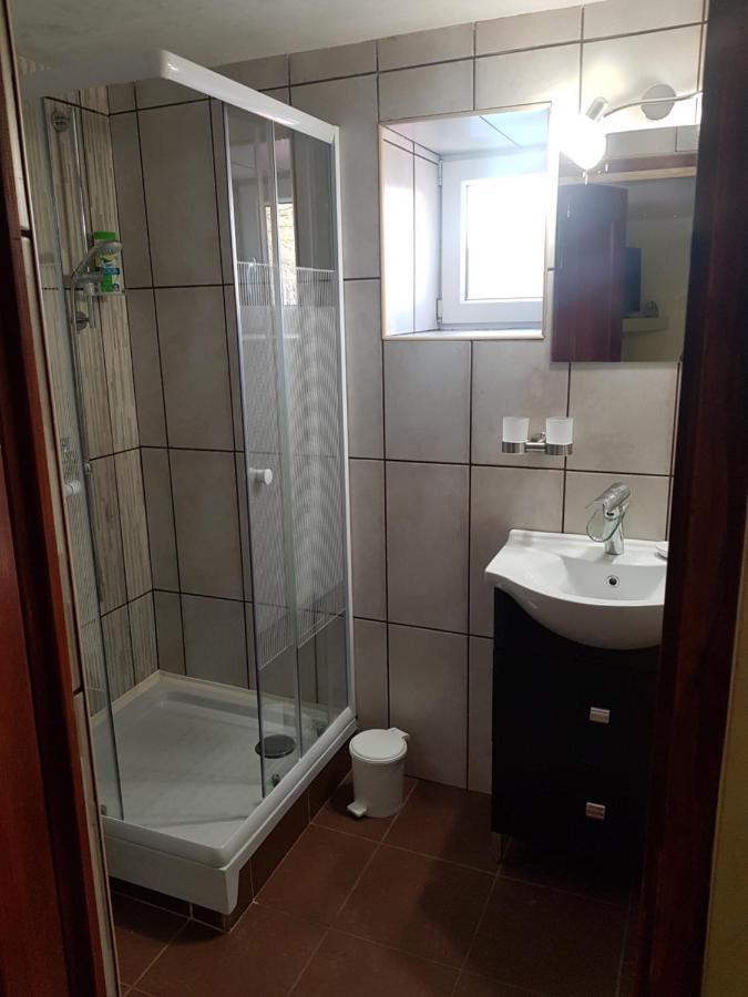 Anna Bella Apartman Gyula Exteriör bild